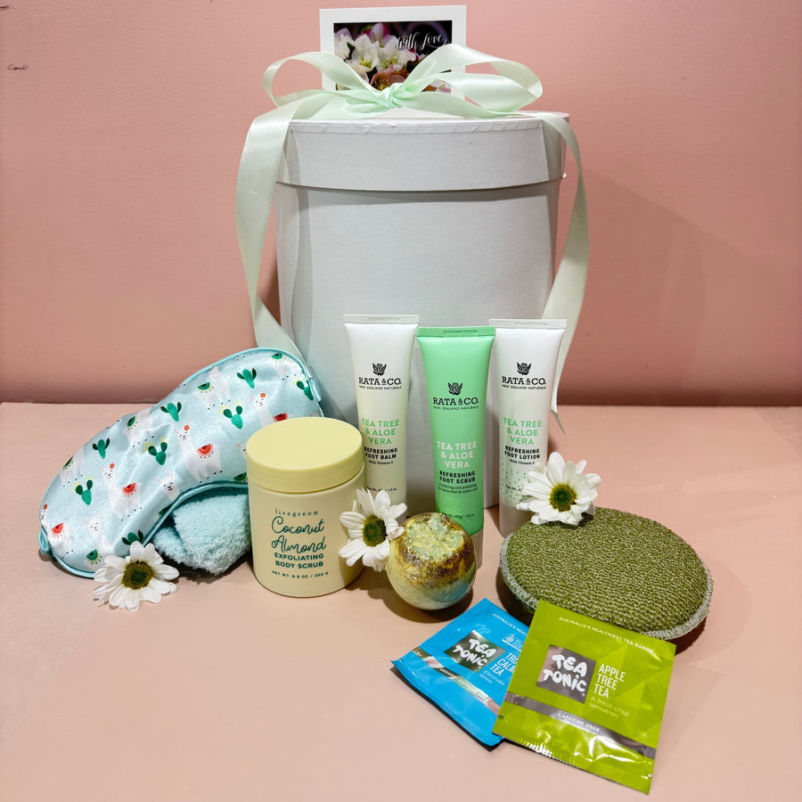 TEE TREE & ALOE VERA FOOT PAMPER HAMPER